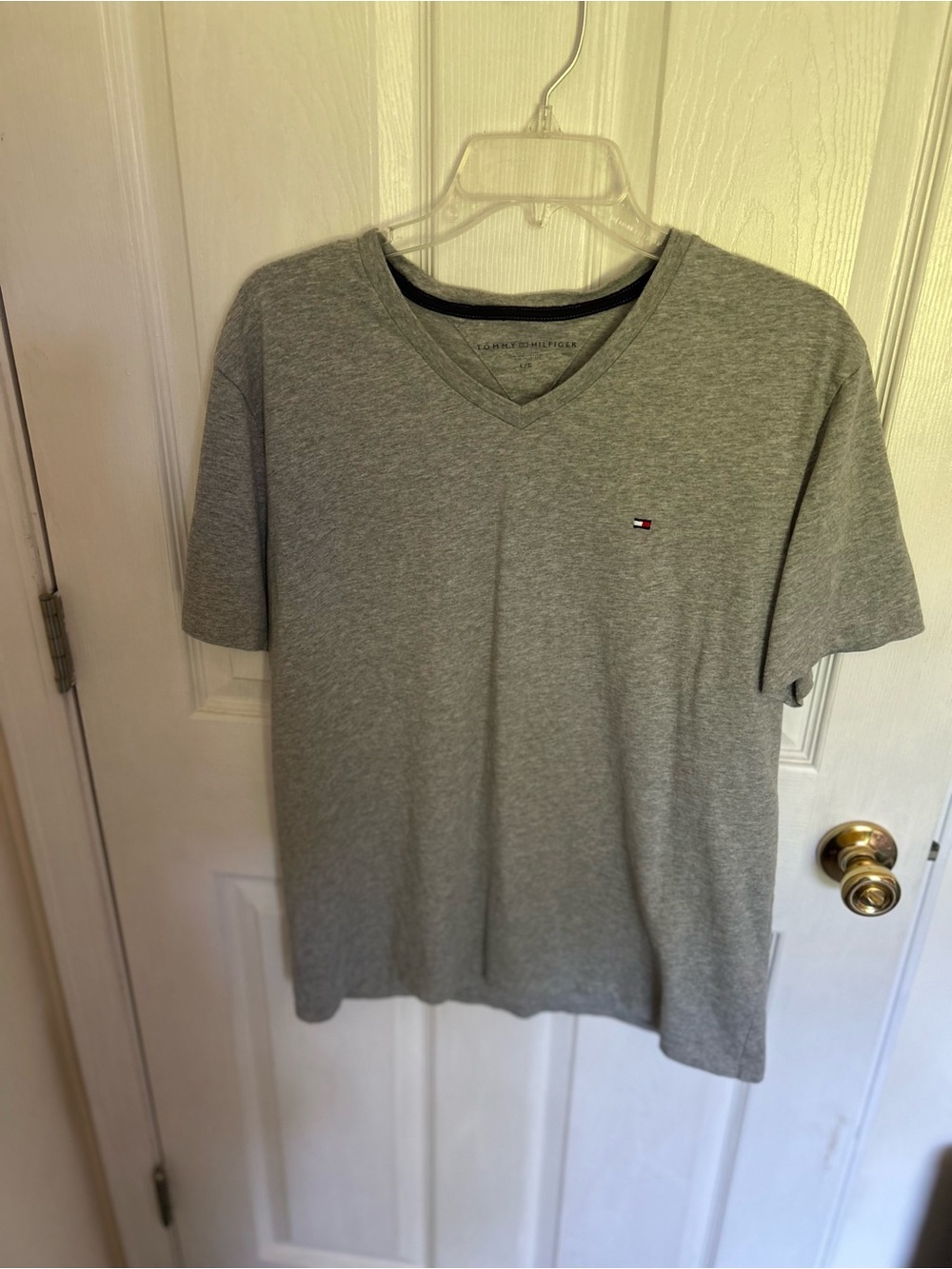 Tommy Hilfiger Men's Heather Gray V-Neck Tee with Flag Logo
